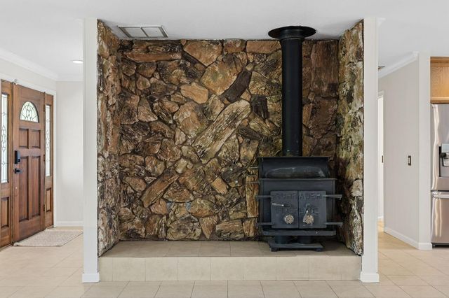 7301 Ridgeview Ln, Penryn, CA 95663