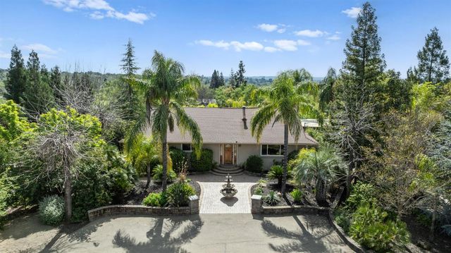 7301 Ridgeview Ln, Penryn, CA 95663