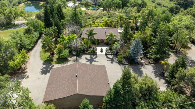 7301 Ridgeview Ln, Penryn, CA 95663