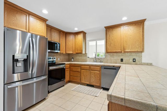 7301 Ridgeview Ln, Penryn, CA 95663