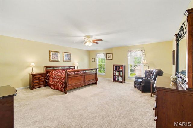 4814 Forder Oaks Court, Oakville, MO 63129