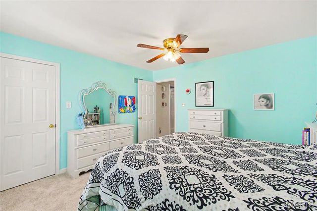 4814 Forder Oaks Court, Oakville, MO 63129