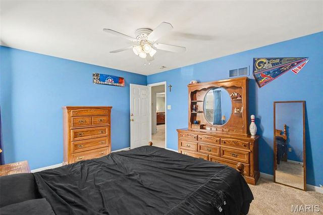 4814 Forder Oaks Court, Oakville, MO 63129