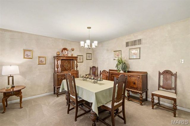 4814 Forder Oaks Court, Oakville, MO 63129