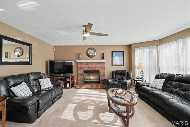 4814 Forder Oaks Court, Oakville, MO 63129