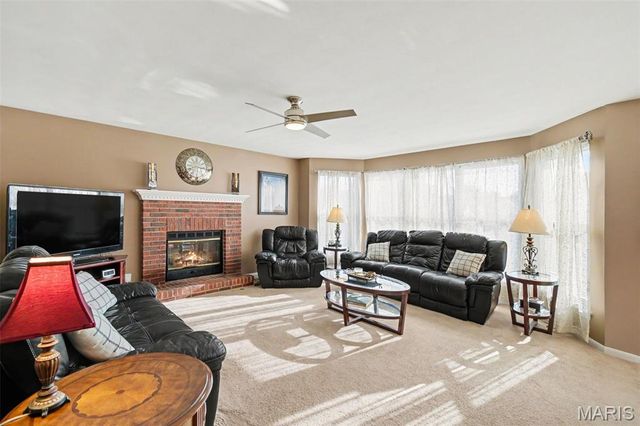 4814 Forder Oaks Court, Oakville, MO 63129