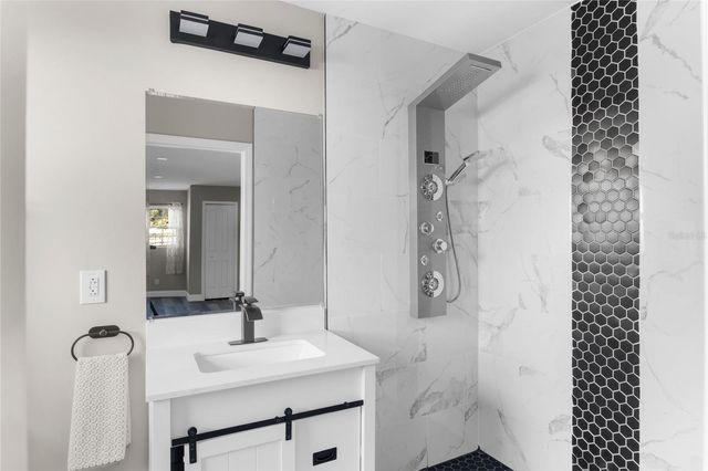 5318 9TH AVENUE N, St Petersburg, FL 33710