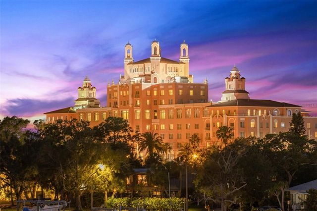 5318 9TH AVENUE N, St Petersburg, FL 33710