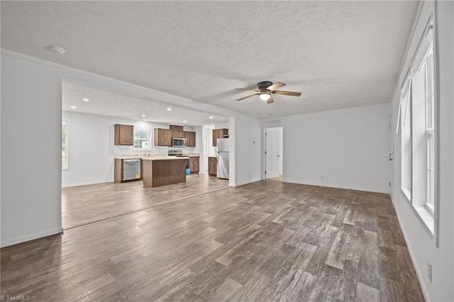 125 Asher Lane, Lexington, NC 27292