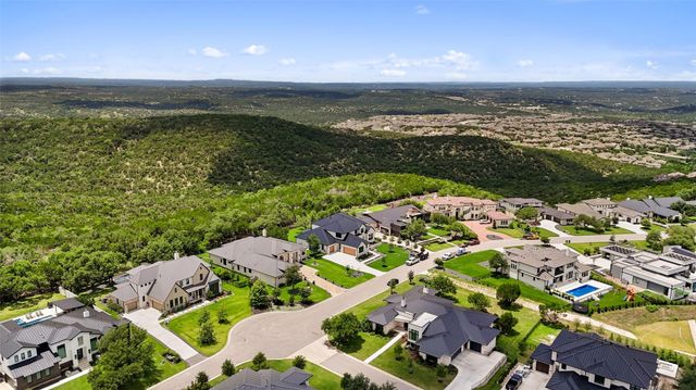 7500 Davenport Divide RD, Austin, TX 78738