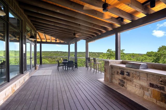 7500 Davenport Divide RD, Austin, TX 78738