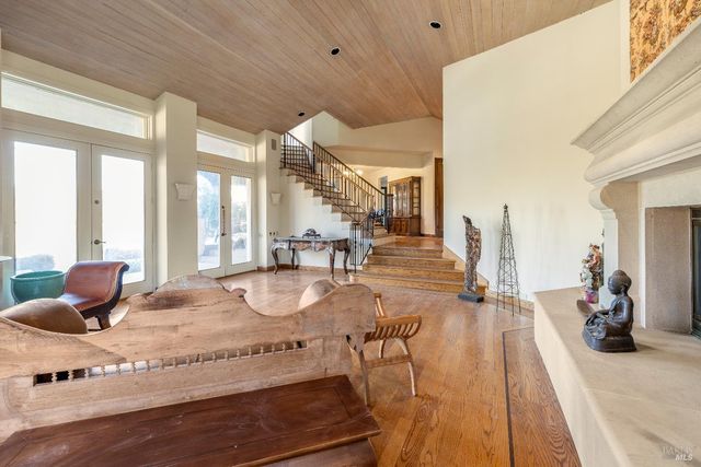 3295 Warm Springs Rd, Glen Ellen, CA 95442