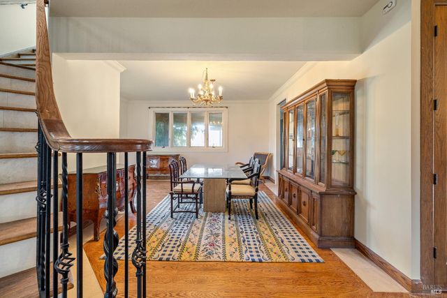 3295 Warm Springs Rd, Glen Ellen, CA 95442