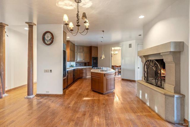 3295 Warm Springs Rd, Glen Ellen, CA 95442