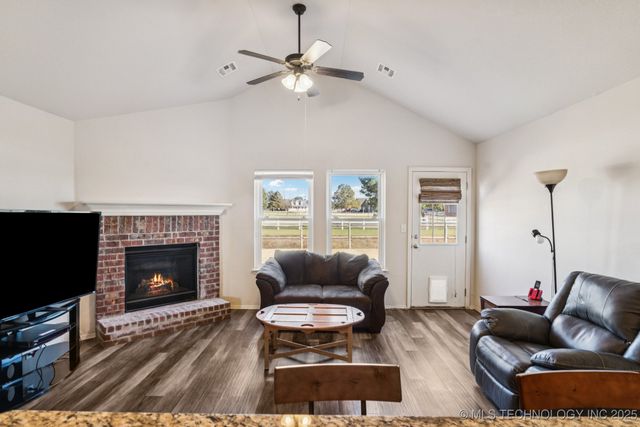 11109 N 148 East Avenue, Owasso, OK 74055