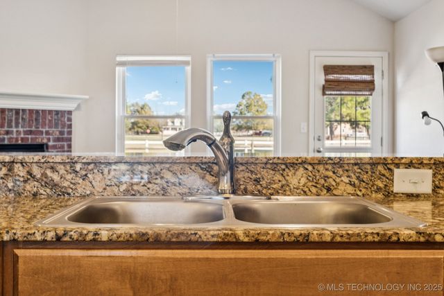 11109 N 148 East Avenue, Owasso, OK 74055