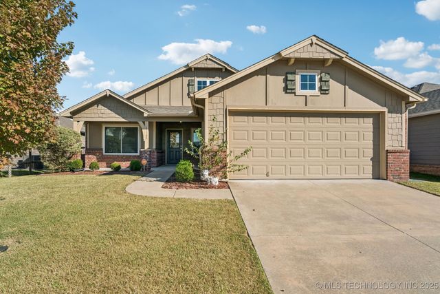 11109 N 148 East Avenue, Owasso, OK 74055