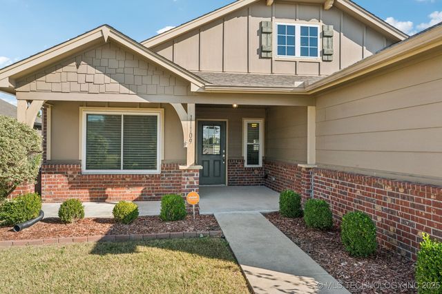 11109 N 148 East Avenue, Owasso, OK 74055