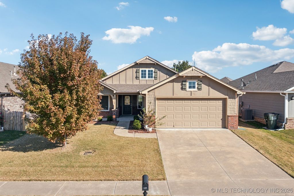 11109 N 148 East Avenue, Owasso, OK 74055