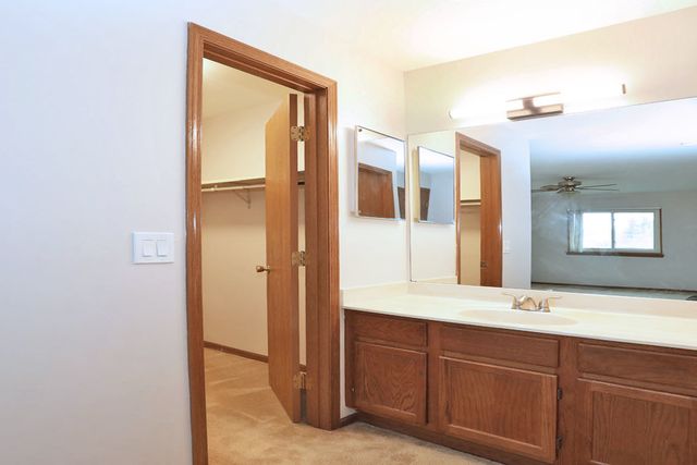 Address unavailable.