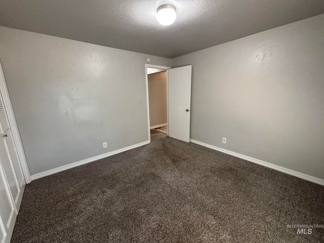 1876 W Malad Ln, Boise, ID 83705
