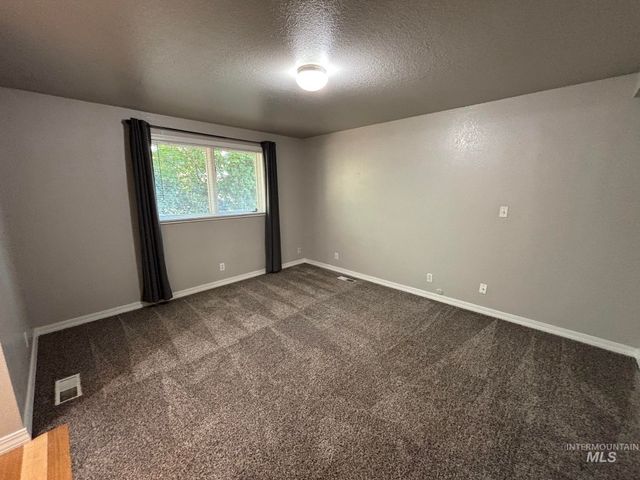 1876 W Malad Ln, Boise, ID 83705
