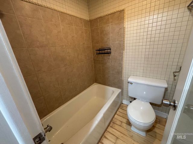 1876 W Malad Ln, Boise, ID 83705