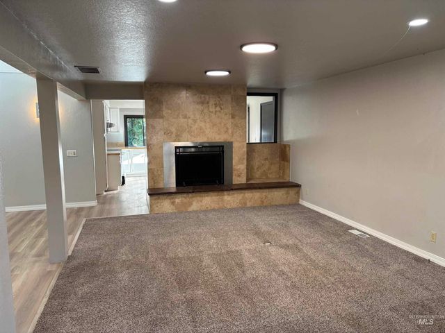 1876 W Malad Ln, Boise, ID 83705
