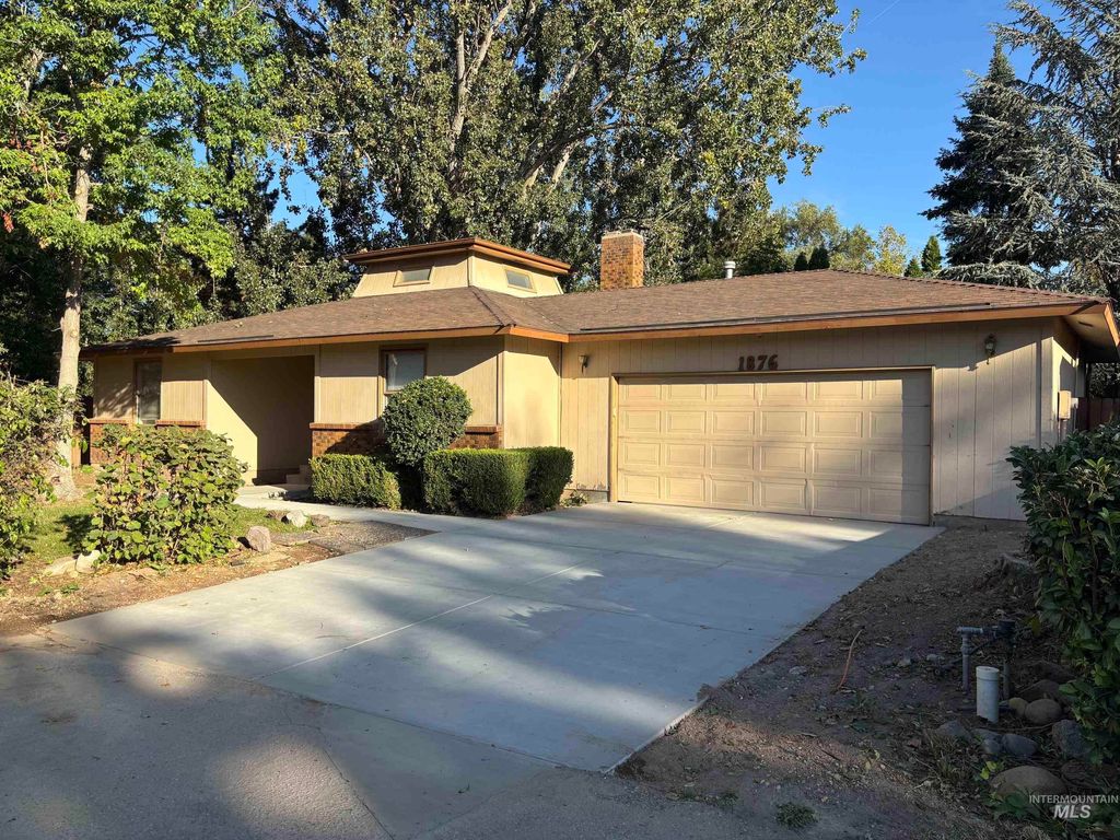 1876 W Malad Ln, Boise, ID 83705