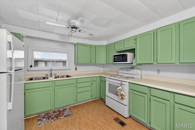 101 N Ruby Lane, Fairview Heights, IL 62208