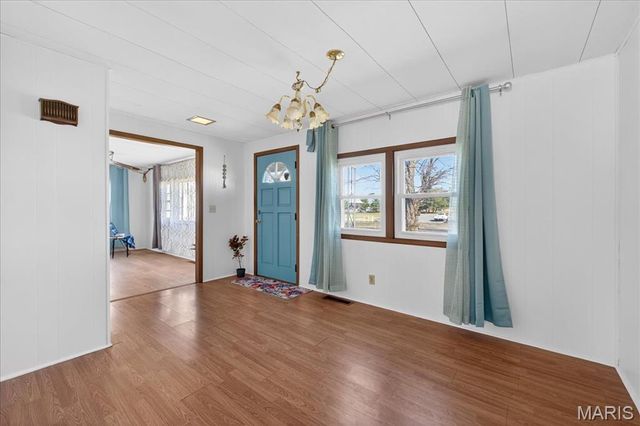 101 N Ruby Lane, Fairview Heights, IL 62208