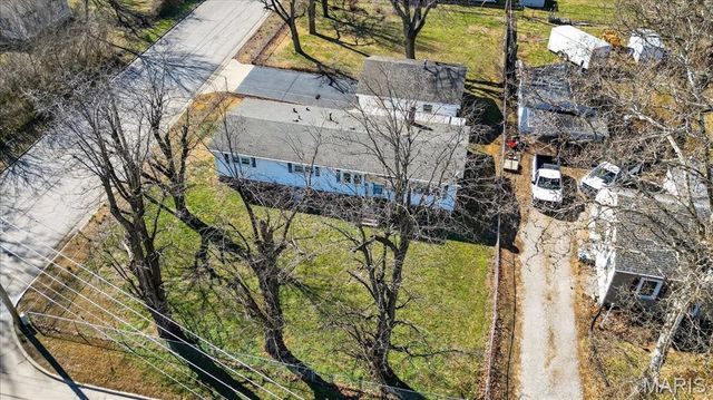 101 N Ruby Lane, Fairview Heights, IL 62208