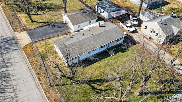 101 N Ruby Lane, Fairview Heights, IL 62208