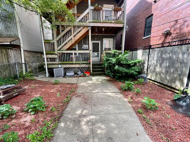1722 W Nelson Street CH, Chicago, IL 60657