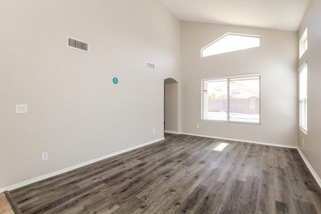 4039 W Salter Drive, Glendale, AZ 85308