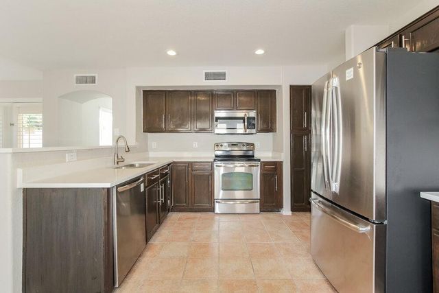 4039 W Salter Drive, Glendale, AZ 85308