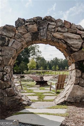 180 Rolison Way, Fayetteville, GA 30214