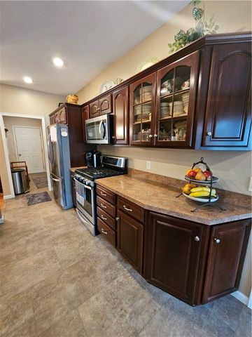 4 Carolwood Drive, Batavia City, NY 14020