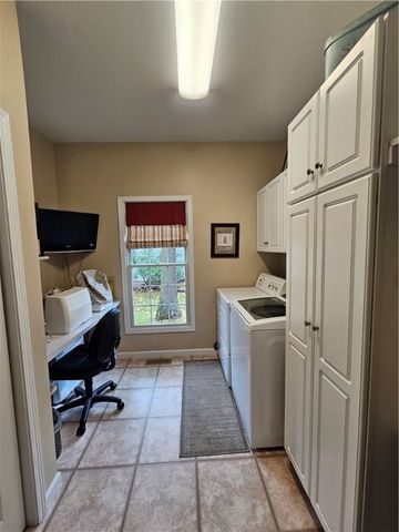 4 Carolwood Drive, Batavia City, NY 14020