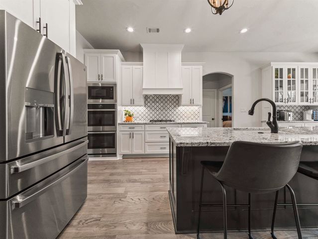 243 Arlington Park Drive, Hot Springs, AR 71901