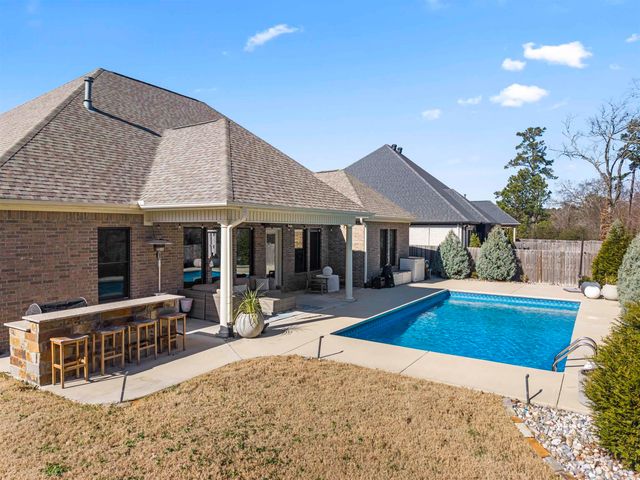 243 Arlington Park Drive, Hot Springs, AR 71901