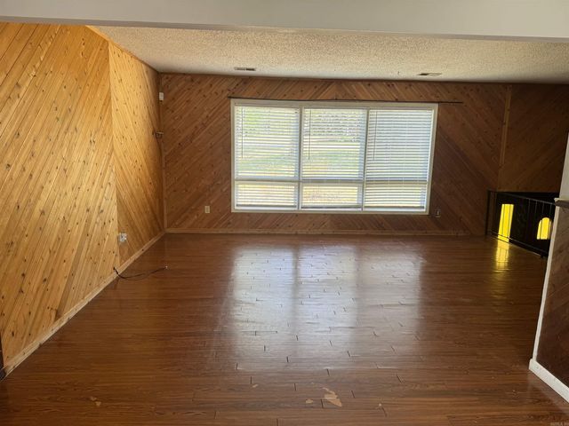 4000 Renee Drive, Jonesboro, AR 72404