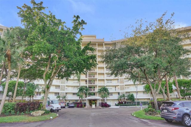 3507 Oaks Way 508, Pompano Beach, FL 33069