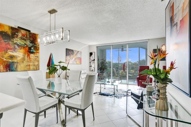 3507 Oaks Way 508, Pompano Beach, FL 33069