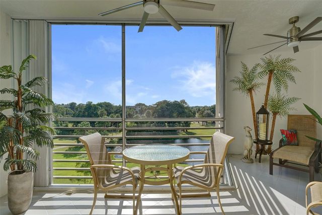 3507 Oaks Way 508, Pompano Beach, FL 33069