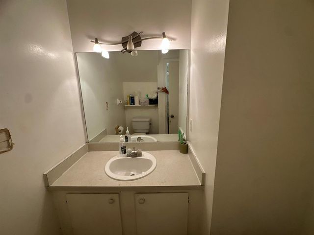 7424 NW 75th Street, Tamarac, FL 33321