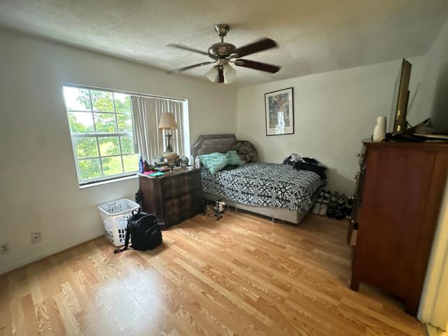 7424 NW 75th Street, Tamarac, FL 33321