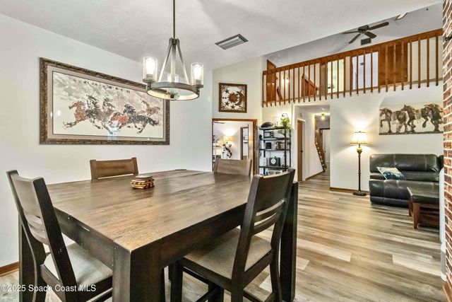 873 Greenwood Manor Circle 3-B, West Melbourne, FL 32904