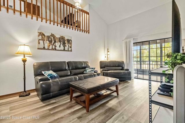 873 Greenwood Manor Circle 3-B, West Melbourne, FL 32904