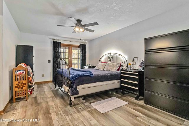 873 Greenwood Manor Circle 3-B, West Melbourne, FL 32904